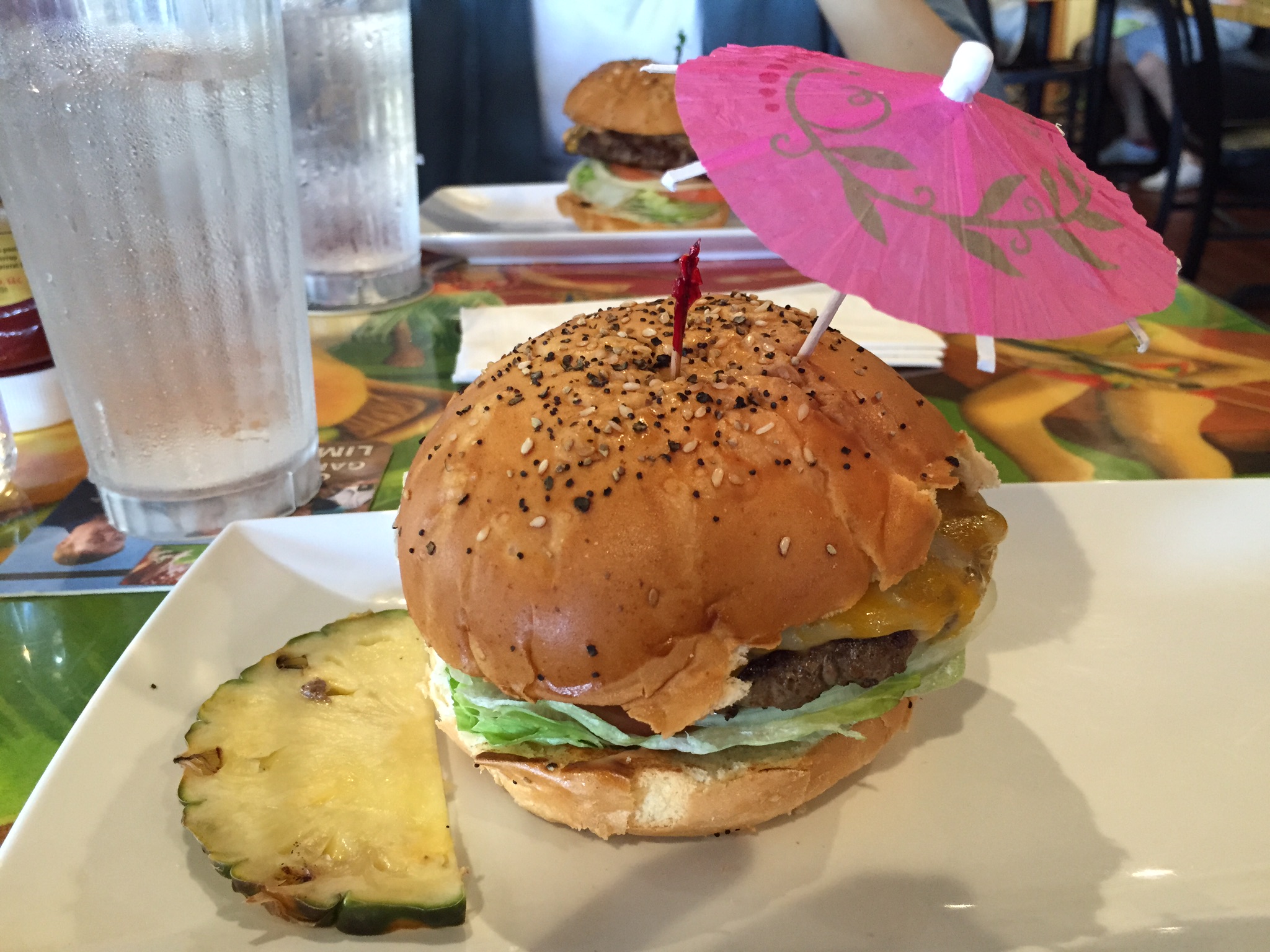 ハワイ ハンバーガー