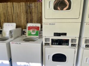 ワイキキビーチサイドホステルのランドリー